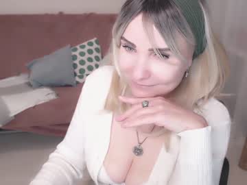 girl Lovely Sex Cam Girls Love To Fuck with maybug777