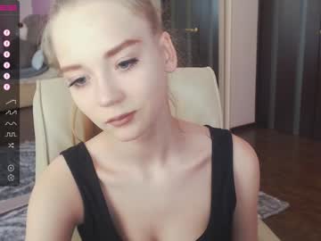 girl Lovely Sex Cam Girls Love To Fuck with nikole_shinebaby