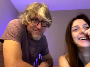 couple Lovely Sex Cam Girls Love To Fuck with fallingfuckingdeeper