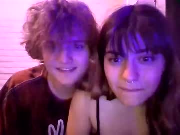 couple Lovely Sex Cam Girls Love To Fuck with sextones