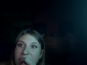 girl Lovely Sex Cam Girls Love To Fuck with trapbaby22