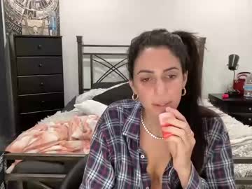 couple Lovely Sex Cam Girls Love To Fuck with italianmamixoxo