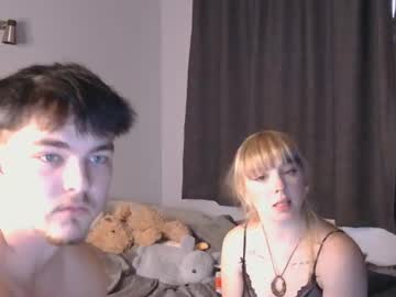 couple Lovely Sex Cam Girls Love To Fuck with maevenelijah
