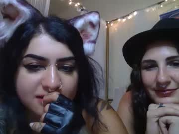 couple Lovely Sex Cam Girls Love To Fuck with velvet_mist