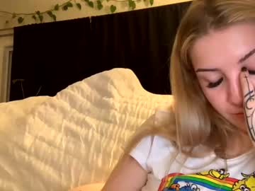 girl Lovely Sex Cam Girls Love To Fuck with xalyxcatx