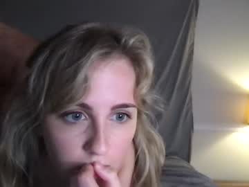 couple Lovely Sex Cam Girls Love To Fuck with cinnabunnyy