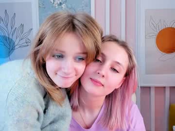 couple Lovely Sex Cam Girls Love To Fuck with lila_bun