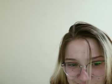 couple Lovely Sex Cam Girls Love To Fuck with liya_still